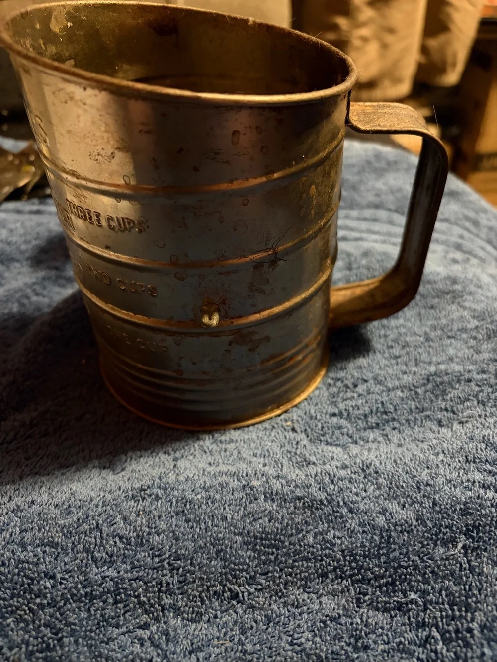 Bromwell's Vintage Metal Flour Sifter with Green Wooden Handle